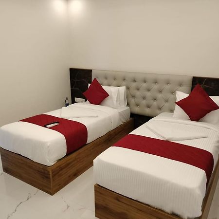 Mayuri Residency Hotel Attibele ภายนอก รูปภาพ