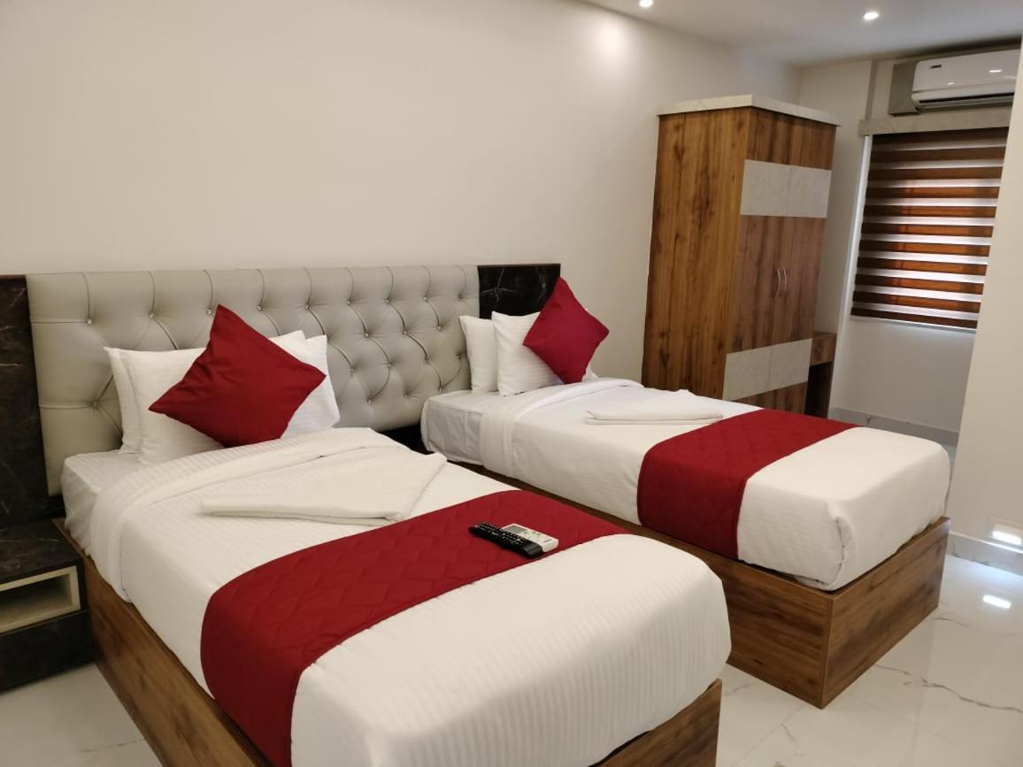 Mayuri Residency Hotel Attibele ภายนอก รูปภาพ